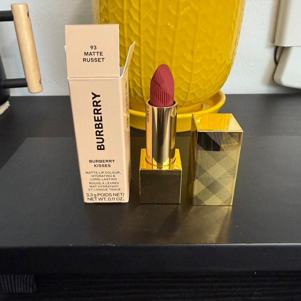 Burberry Matte‎ Russet lipstick in shade 93  NIB